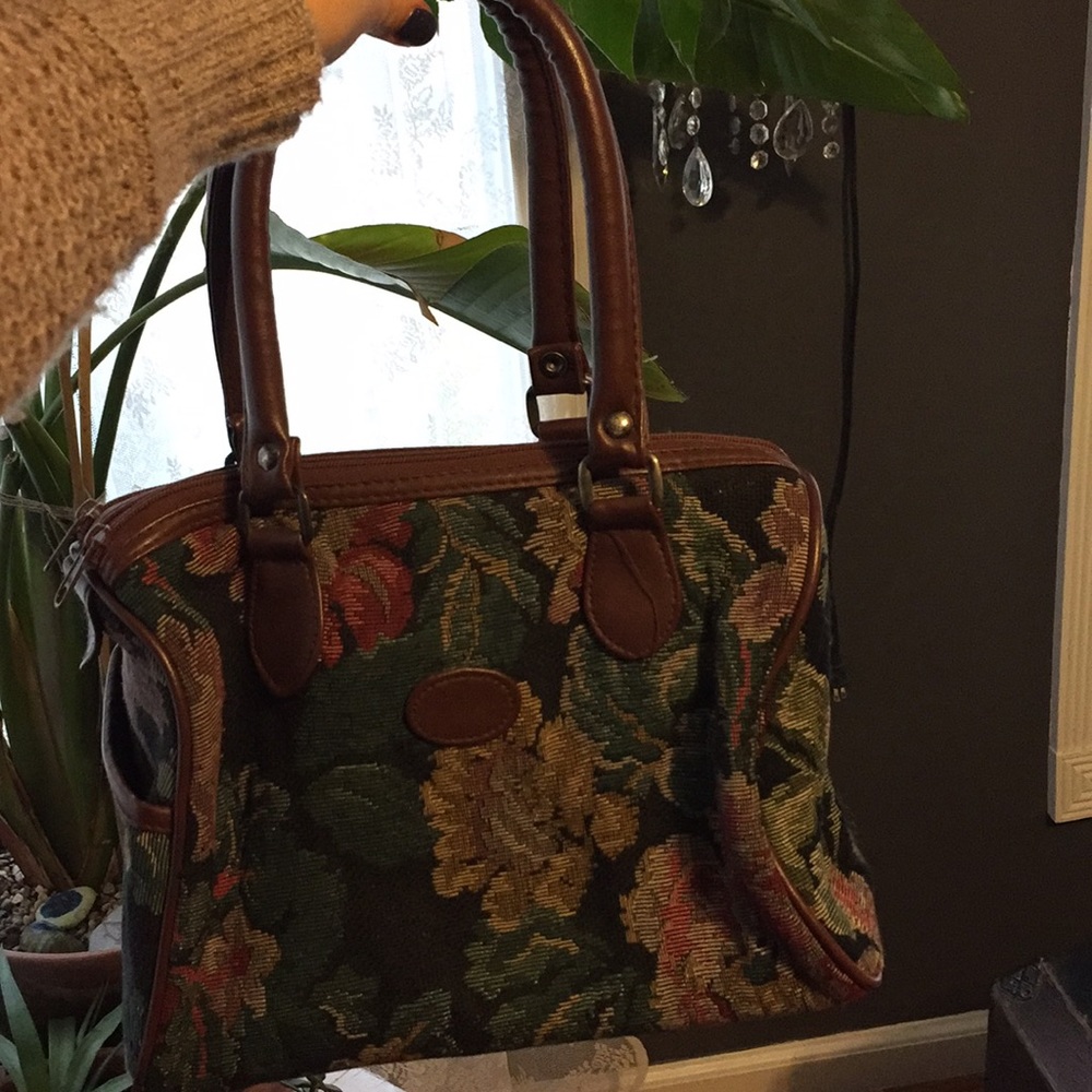 Vintage purse